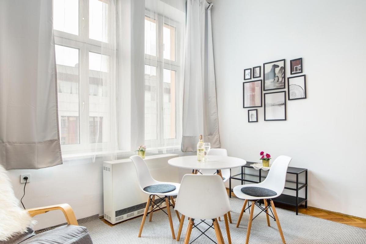 Miodowa Apartment Krasków Eksteriør bilde