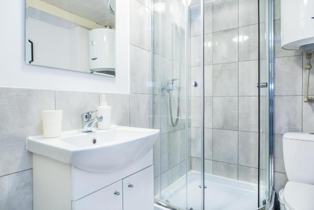 Miodowa Apartment Krasków Eksteriør bilde