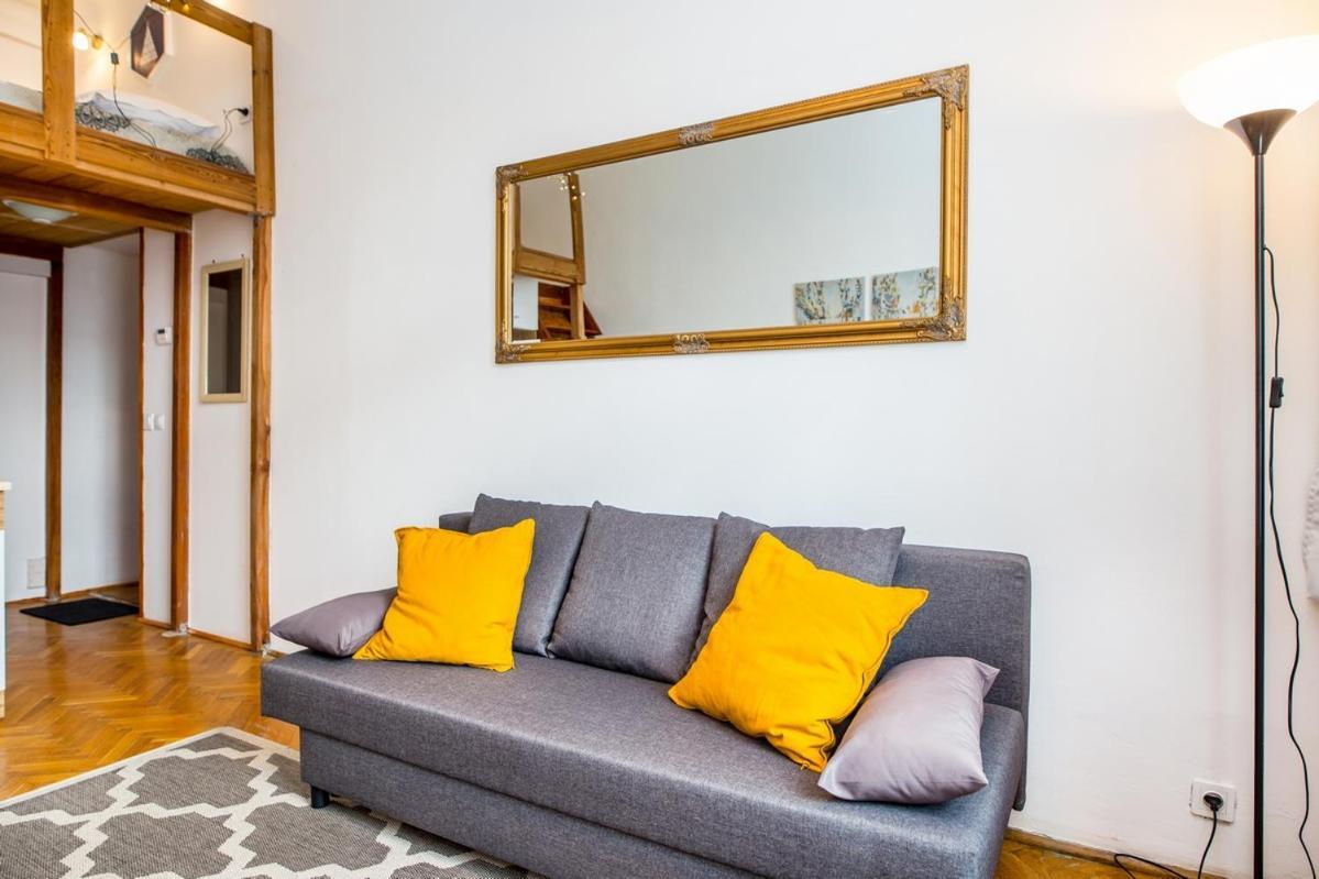 Miodowa Apartment Krasków Eksteriør bilde